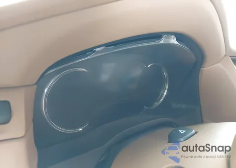 2016 Cadillac Escalade Esv Platinum z USA, uszkodzony, nr VIN 1GYS4KKJ8GR276103